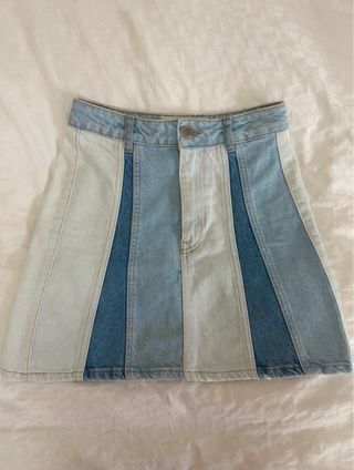 Falda vaquera patchwork Stradivarius Talla 34