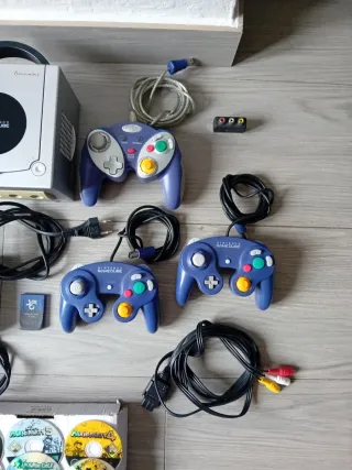 Pack Nintendo GameCube + 3 Mandos y Juegos