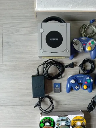 Pack Nintendo GameCube + 3 Mandos y Juegos