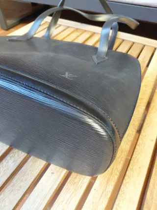 LOUIS VUITTON LV Luissac Epi Cuero Negro original