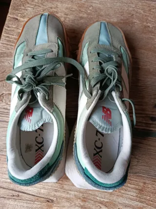 Zapatillas New Balance Verde y Blanco