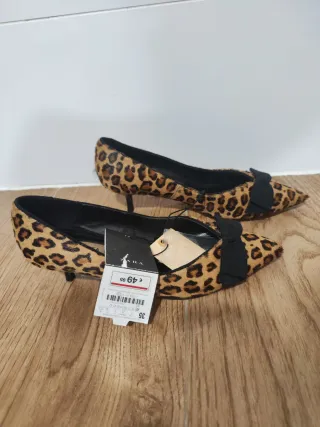 Zapatos tacón kitten leopardo lazo negro