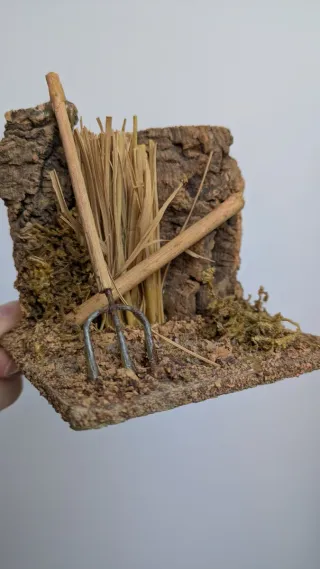 Fienile per presepe - scena rurale con fieno