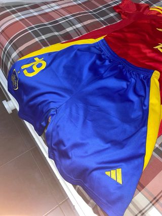 Equipación España Adidas Talla S