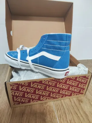 Zapatillas Vans SK8-Hi Azules y Blancas