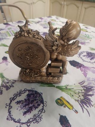 Orologio da tavolo con angelo