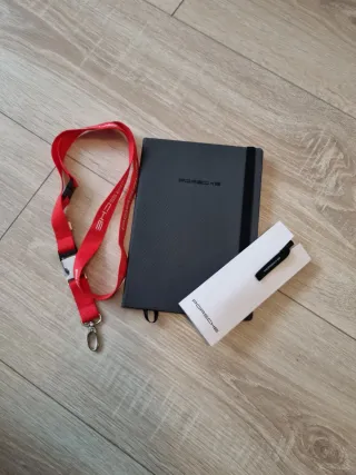 Libreta y bolígrafo Porsche