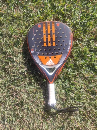 Pala de pádel Adidas Supernova ATK 1.8