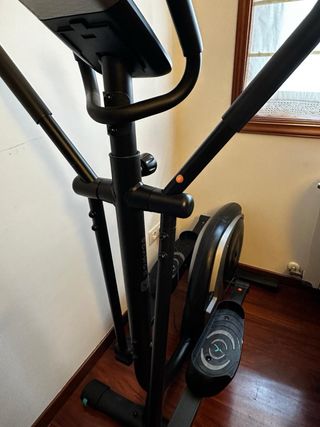 Elíptica negra e-shape 06