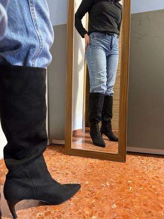 Stivali alti con tacco