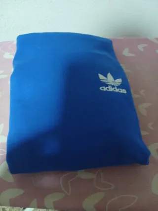 Sudadera Adidas Azul , L pero como una M