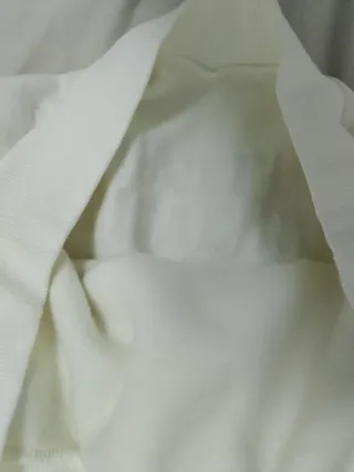 Sudadera Blanca Bershka con Dinosaurio