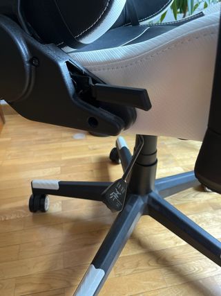 Silla Gaming Stinger Station Negra y Blanca