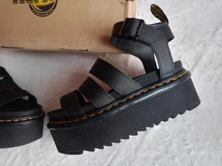 Sandali Dr. Martens Blaire Quad