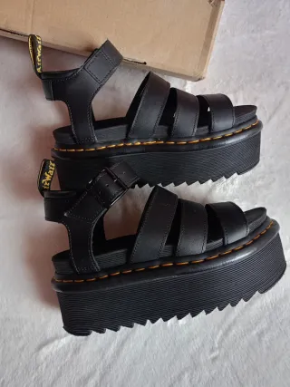 Sandali Dr. Martens Blaire Quad