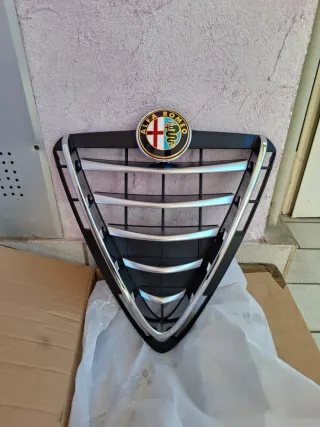 Griglia Anteriore Alfa Romeo Giulietta