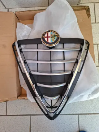 Griglia Anteriore Alfa Romeo Giulietta