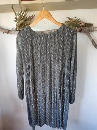 Vestido floral verde talla 40-42