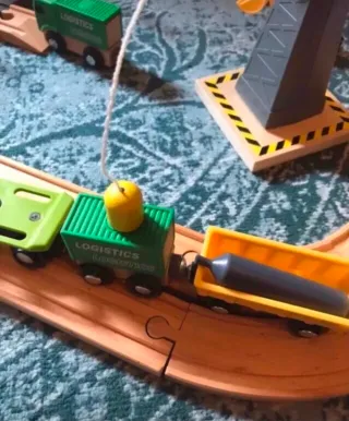 Juego de construcción tren y helicóptero