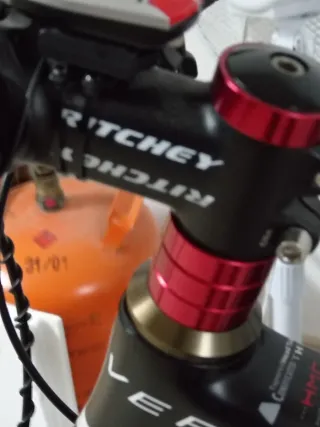 Bicicleta Vitoria Carbono MTB