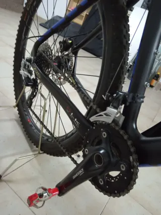 Bicicleta Vitoria Carbono MTB