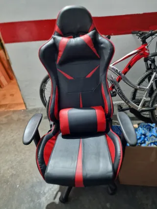 Silla Gaming Ergonómica.Se venden 2 por 50 euros.