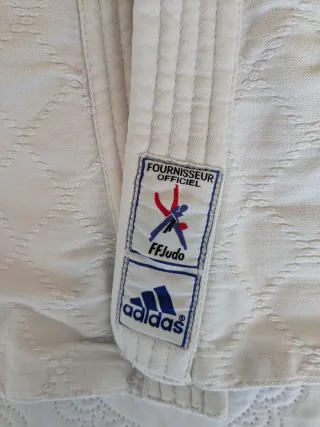Judogi Adidas Blanco.