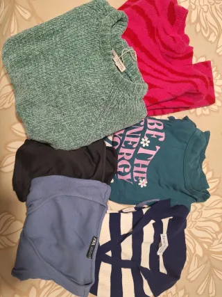 Conjunto di abbigliamento femminile