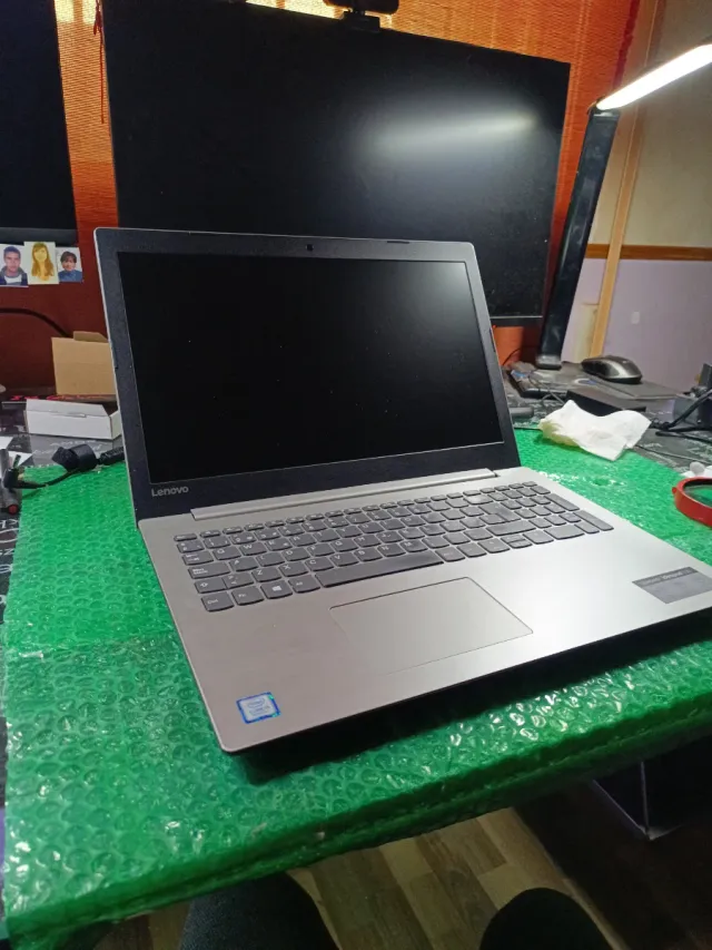 Portátil Lenovo Ideapad 330-15IKB Grigio/Argento