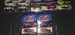 Hot Wheels Neon Speeders y Vintage