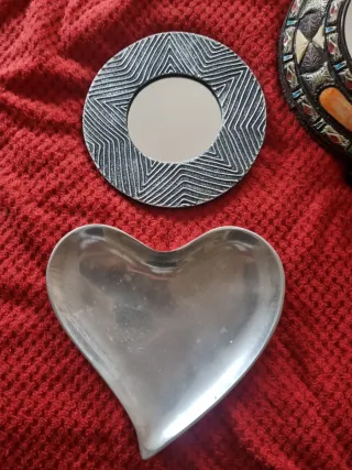 Espejo decorativo y bandeja corazón