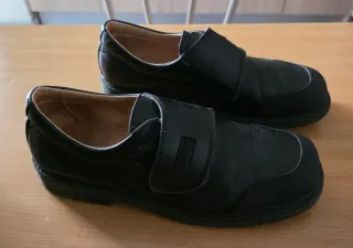 Scarpe eleganti nere da uomo