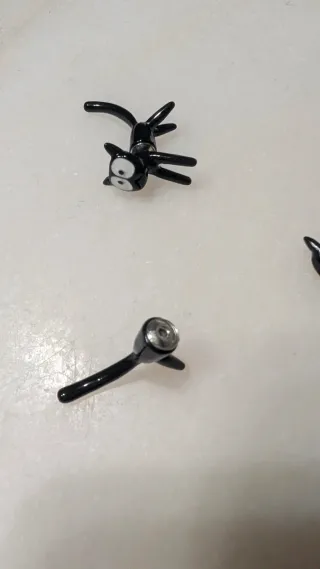 Brincos Gato Preto e Branco