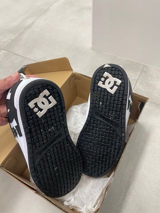Zapatillas DC Shoes Blancas y Negras