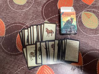Forbidden Lands: Mazo de Cartas Juego Rol
