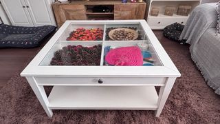 Mesa de centro de madera blanca