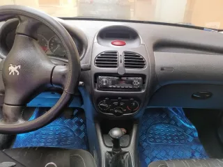 Peugeot 206 2001