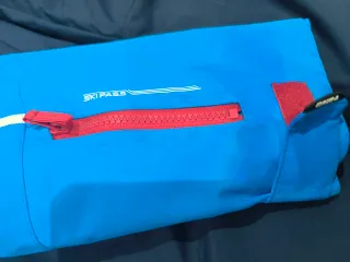 Conjunto esquí chaqueta y pantalón azul