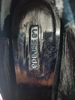 Zapatos de tacón negros