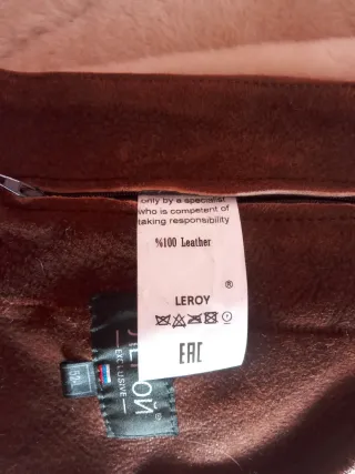 Abrigo Piloto Hombre Marrón con Capucha