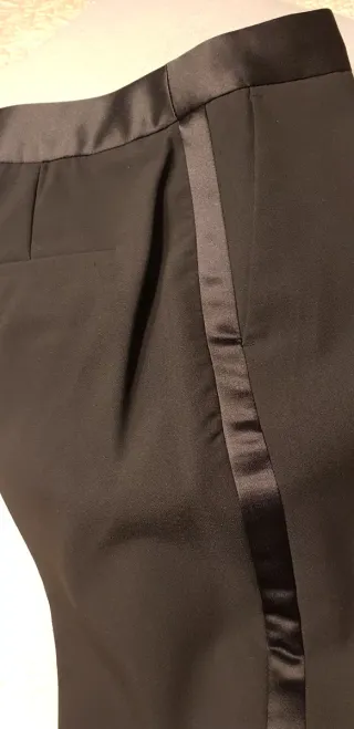 Pantalón de esmoquin negro con raya lateral