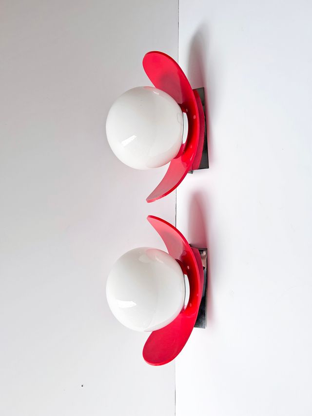 Pareja Apliques Rojo y Blanco Años 60