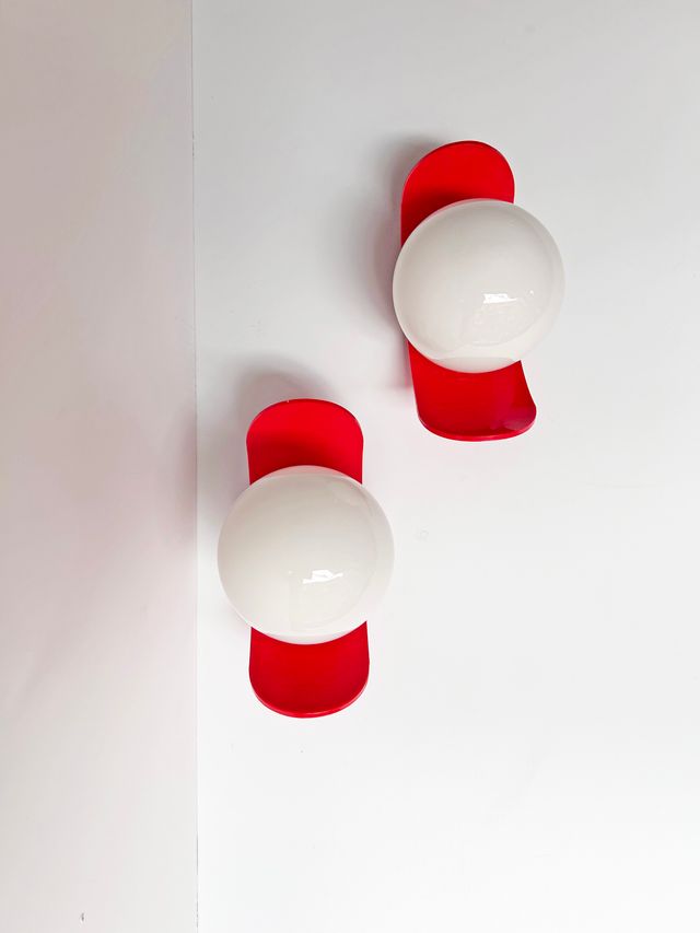 Pareja Apliques Rojo y Blanco Años 60