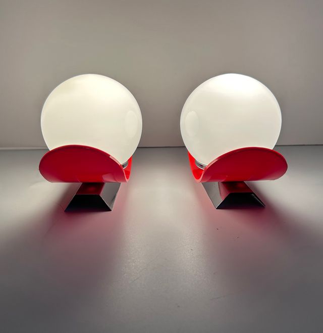 Pareja Apliques Rojo y Blanco Años 60