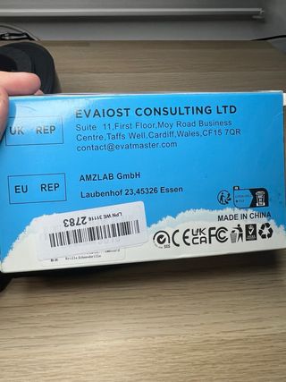 Occhiali da sci neri con lente specchiata