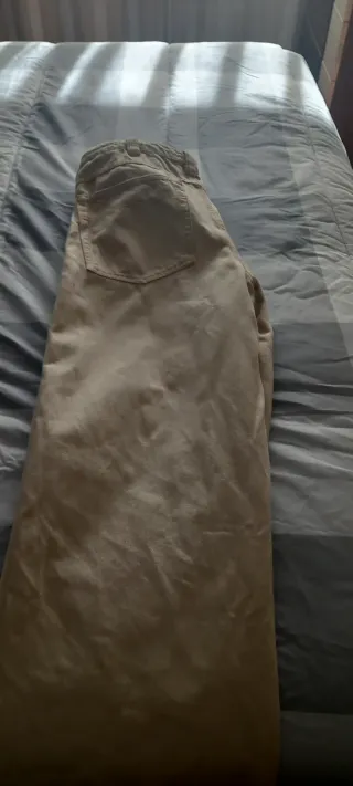 Pantalón chico Oversaibe beige