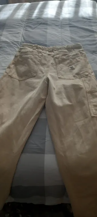 Pantalón chico Oversaibe beige