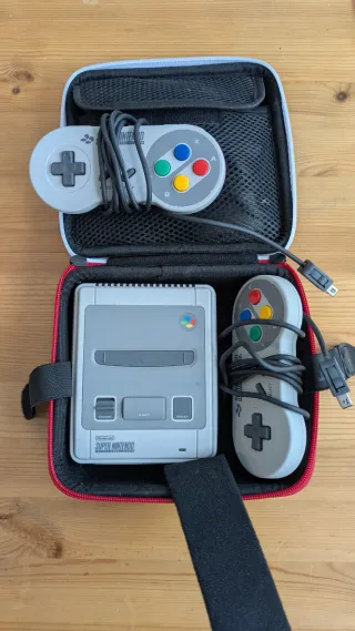 Consola Super Nintendo Mini + 2 Mandos + Funda