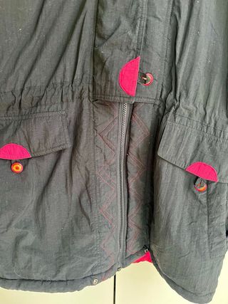 Abrigo Parka Vintage M/L  Negro/Rojo acolchado