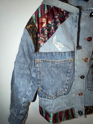 Chaqueta vaquera invierno patchwork Desigual